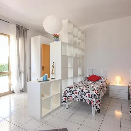 Semesterbostad Casa Lilla *